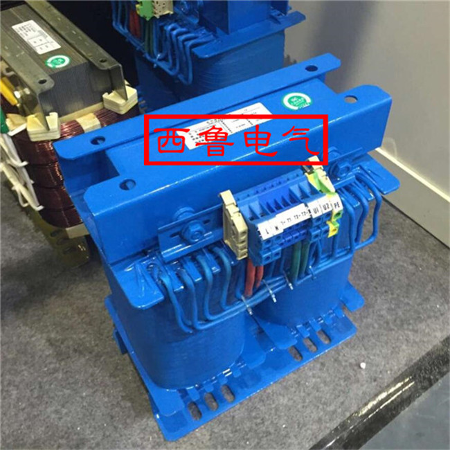 t(y)øx׃6KVA8KVA10KVA220V׃220V